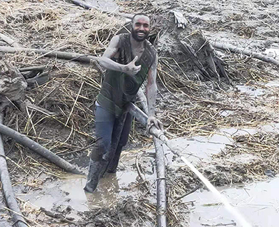 現(xiàn)場施工 現(xiàn)場施工